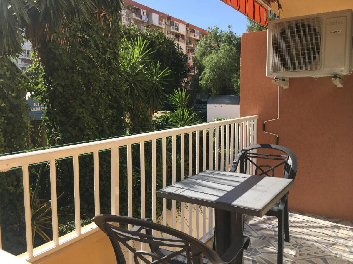 Aguila Apartamento Con Vistas بينالماذينا المظهر الخارجي الصورة