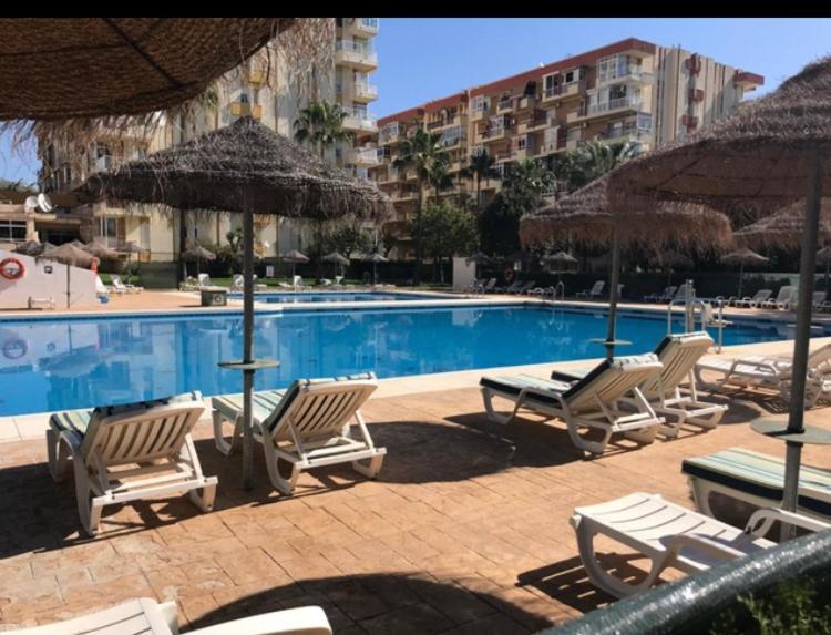 Aguila Apartamento Con Vistas بينالماذينا المظهر الخارجي الصورة